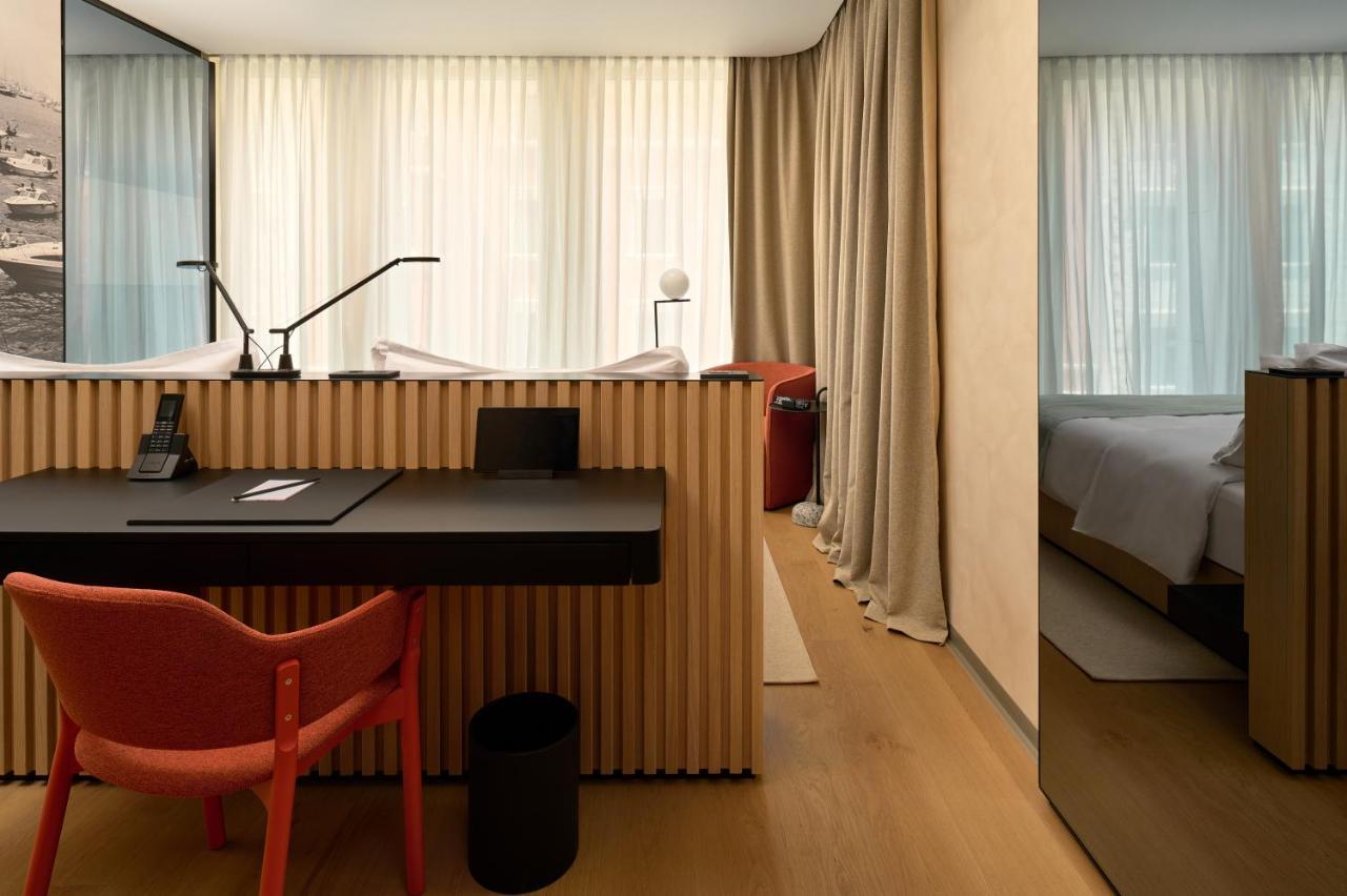 Hotel Ambasador Split Ngoại thất bức ảnh A room at the hotel